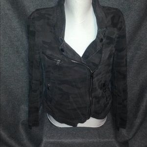 DKNY JEANS CAMO FIELD JACKET NWOT